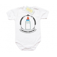Боди със забавен надпис Консумирам с Удоволствие